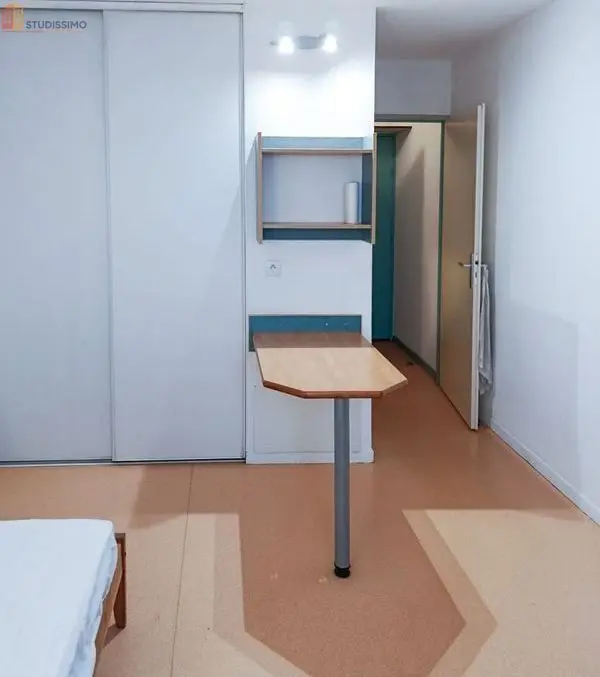 Studio meublé 20m² Saint-Étienne 42100 - Meublé, 3e étage - Photo 6