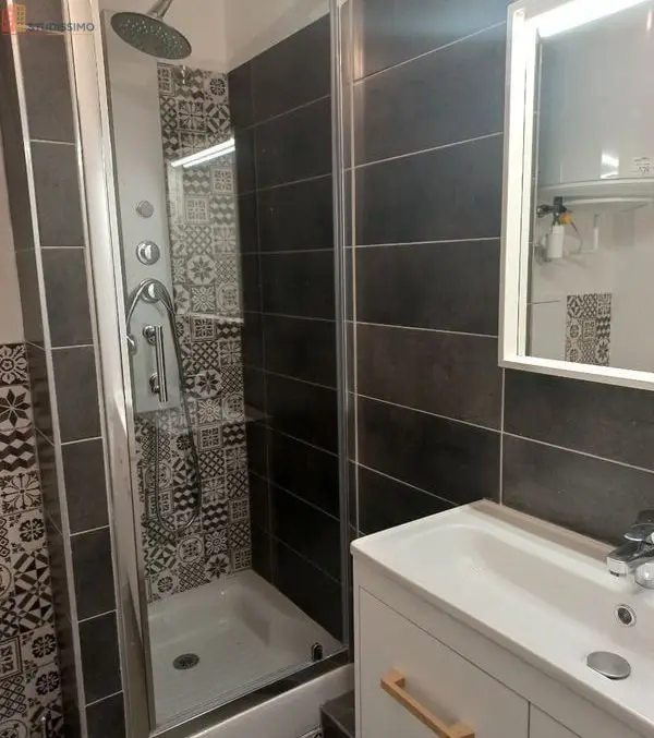 Studio 35m² Saint-Étienne 42100 - Refait à neuf, terrasse - Photo 4