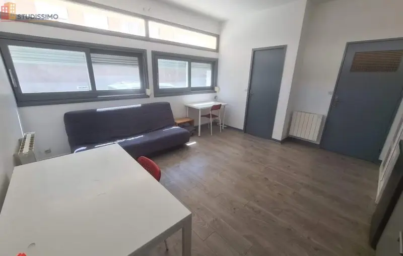 Studio 22m² Roanne 42300 - Photo 3