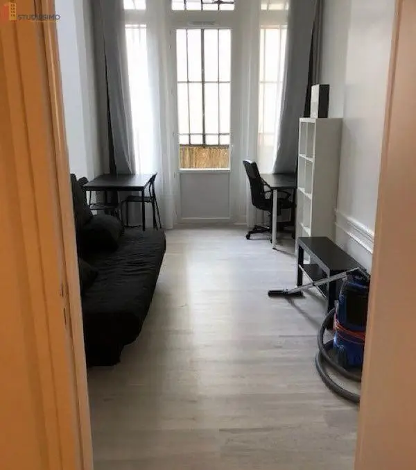 Studio meublé 23m² Saint-Étienne centre-ville - Calme, lumineux - Photo 2