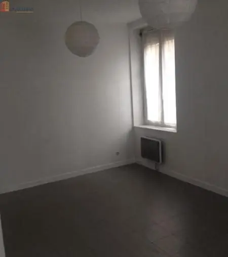 Studio 25m² Saint-Étienne - 1er étage, DPE D - Photo 1