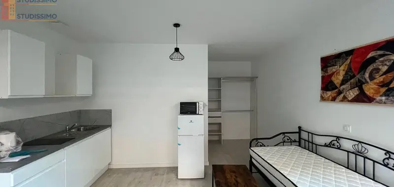 Studio meublé 26m² Saint-Étienne 42000 - Meublé, DPE D - Photo 4