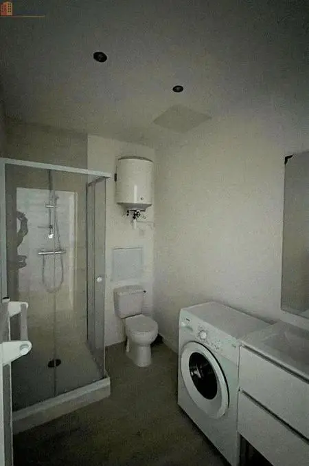 Studio meublé 26m² Saint-Étienne 42000 - Meublé, DPE D - Photo 5