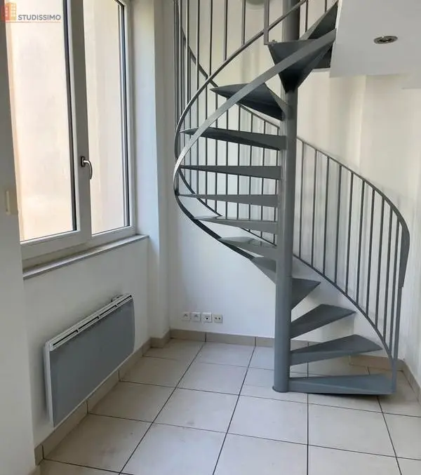 Studio duplex 23m² Saint-Étienne 42100 - Rénové, lumineux - Photo 2