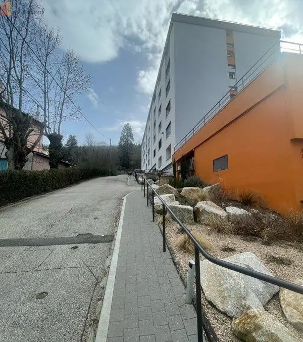 Studio 28m² Saint-Étienne 42100 - Meublé, lumineux - Photo 4