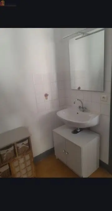 Studio 36m² Tence 43190 - Meublé, étage élevé - Photo 2
