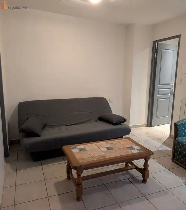 Studio 24m² Le Puy-en-Velay - Meublé, dernier étage - Photo 1
