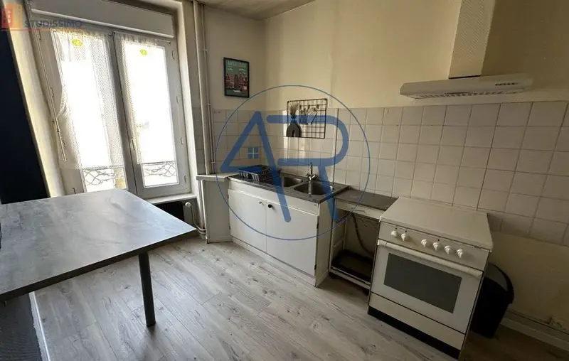 Studio 28m² Sainte-Florine - Meublé, 1er étage - Photo 8