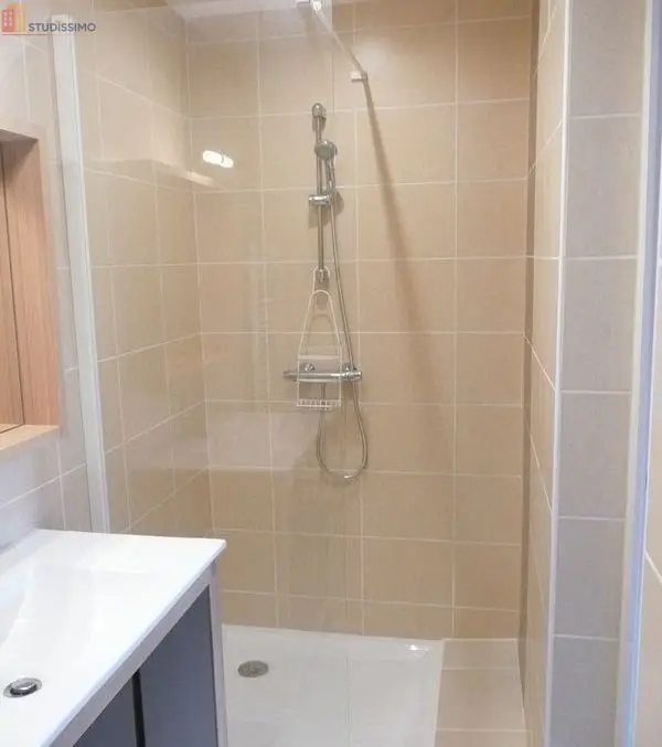 Studio meublé 18m² Le Puy-en-Velay - Calme, vue, parking - Photo 2