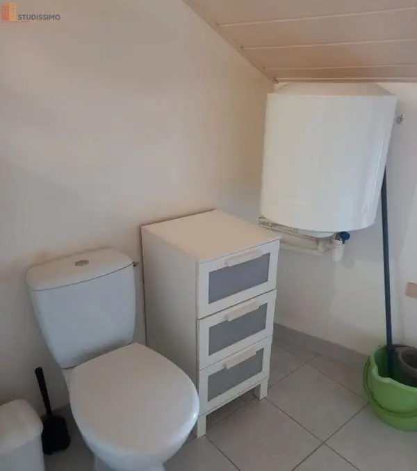 Studio 41m² Yssingeaux - Meublé, dernier étage - Photo 23
