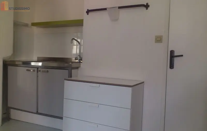 Studio meublé 17m² Nantes centre - Pour étudiante, lumineux - Photo 5