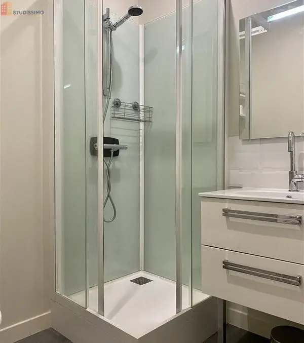 Studio meublé 33m² Nantes centre - Meublé, 2e étage - Photo 3
