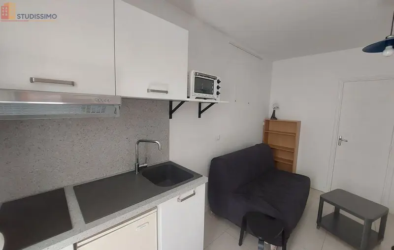 Studio meublé 14m² Nantes centre - Proche cathédrale - Photo 2