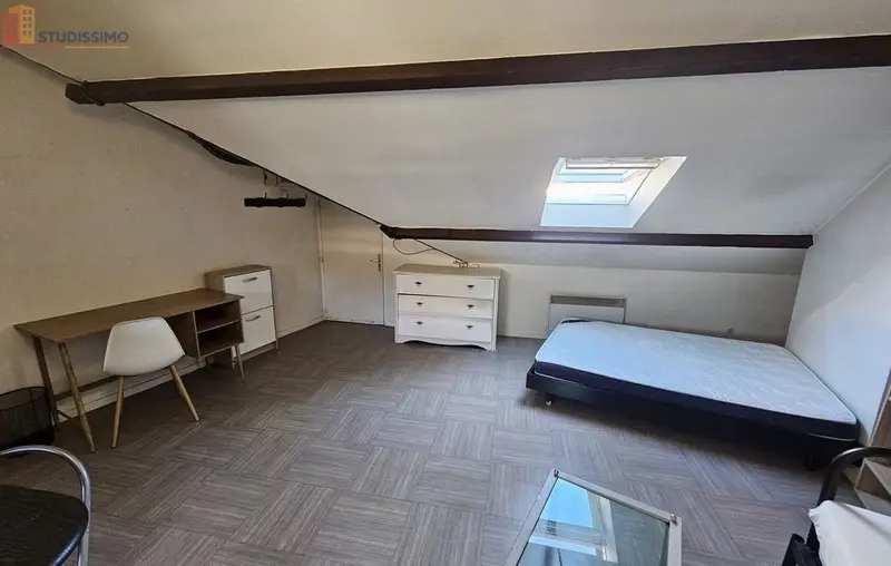 Studio 25m² Orléans - Meublé, dernier étage - Photo 8
