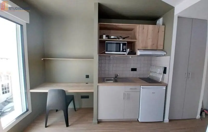 Studio meublé 18m² Orléans - Meublé, 1er étage - Photo 23