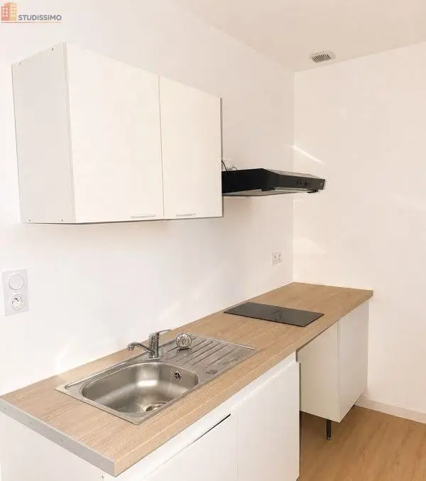 Studio 25m² Saint-Jean-de-Braye - Parking, 1er étage - Photo 2
