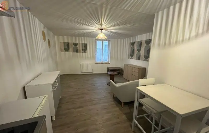 Studio meublé 30m² Gien - Meublé, DPE D - Photo 3