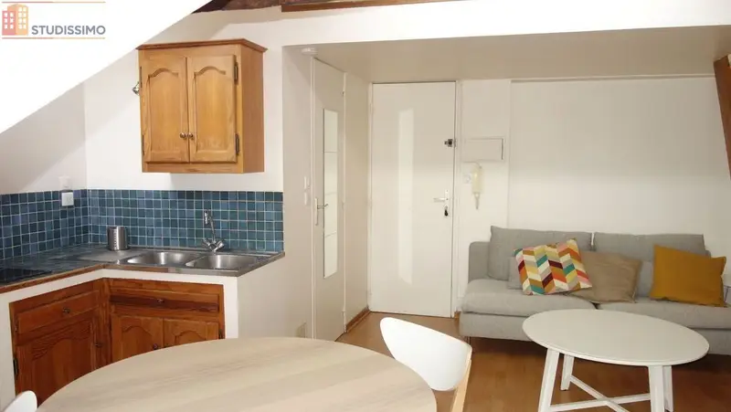 Studio meublé 20m² Orléans - Meublé, dernier étage - Photo 16