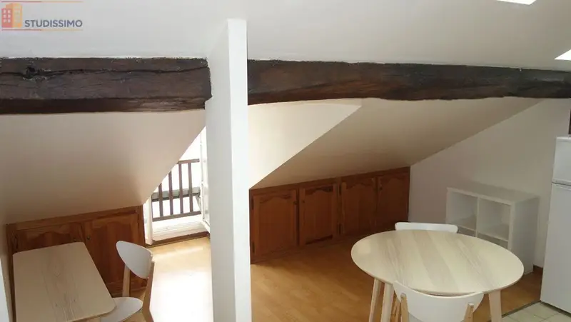Studio meublé 20m² Orléans - Meublé, dernier étage - Photo 10