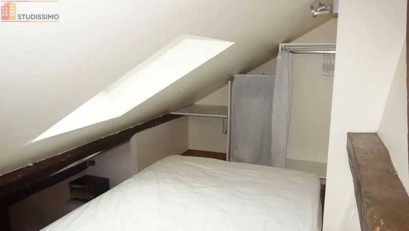 Studio meublé 20m² Orléans - Meublé, dernier étage - Photo 6