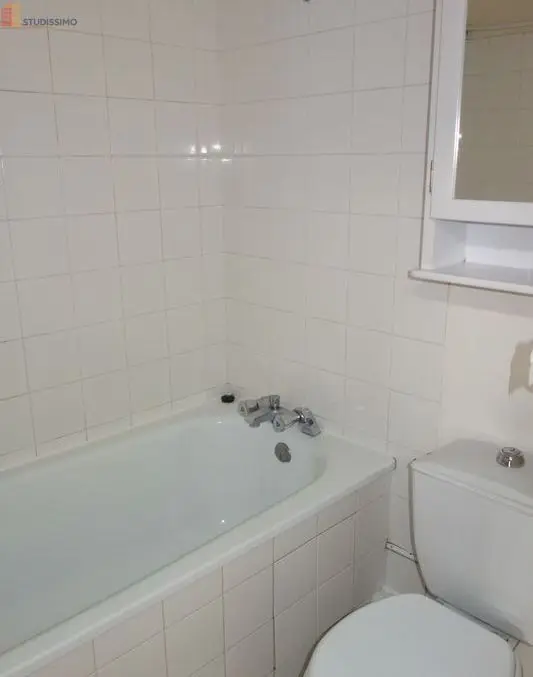 Studio meublé 20m² Orléans - Meublé, dernier étage - Photo 7