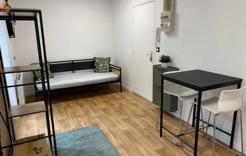 Studio meublé 18m² Orléans - Meublé, 1er étage - Photo 6