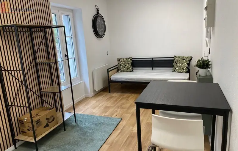 Studio meublé 18m² Orléans - Meublé, 1er étage - Photo 4