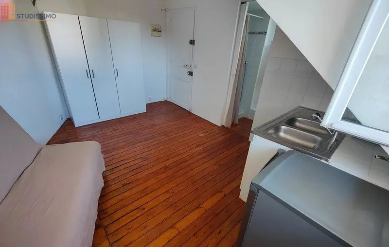 Studio meublé 15m² Nantes centre - Lumineux, calme sur cour - Photo 2