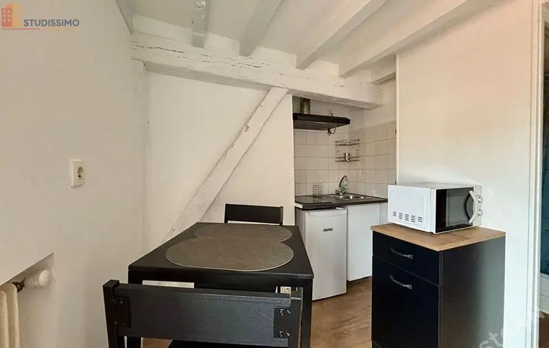 Studio meublé 12m² Agen centre - Calme, dernier étage - Photo 3