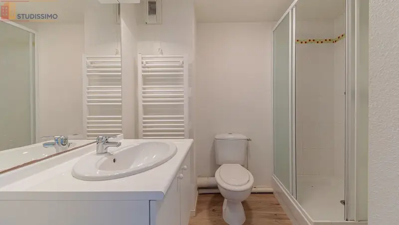 Studio 20m² Nantes 44300 - Dernier étage, ascenseur et parking - Photo 1