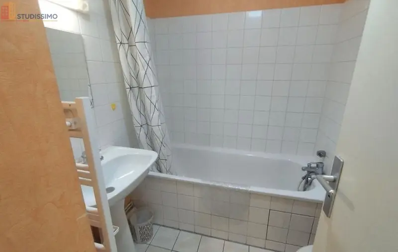 Studio meublé 23m² Orléans - Meublé, 2e étage - Photo 8