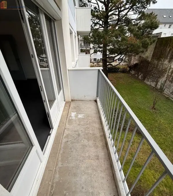 Studio 37m² Nantes centre - Balcon, parking et cave - Photo 28