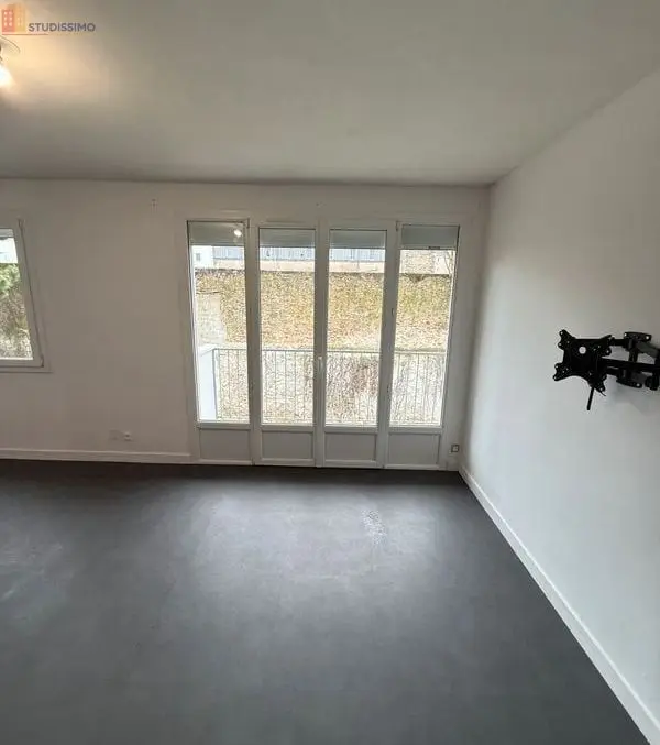 Studio 37m² Nantes centre - Balcon, parking et cave - Photo 15