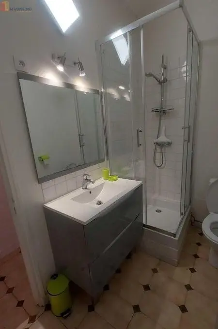 Studio meublé 26m² Nantes centre - Meublé, 1er étage - Photo 7
