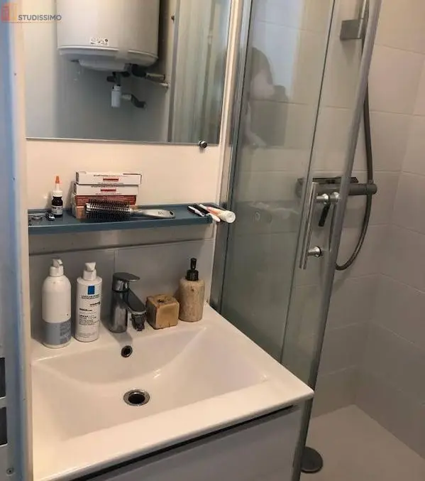 Studio 20m² Nantes centre - 3e étage, lumineux - Photo 3