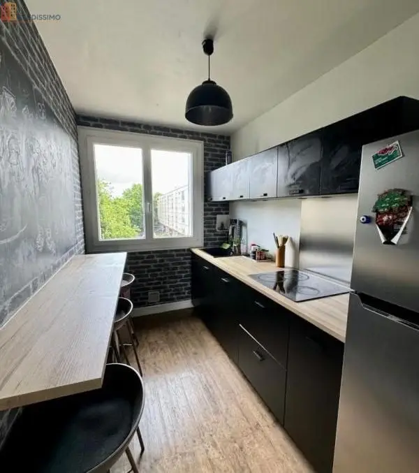 Studio meublé 10m² Nantes 44100 - Calme, étage 3 - Photo 2