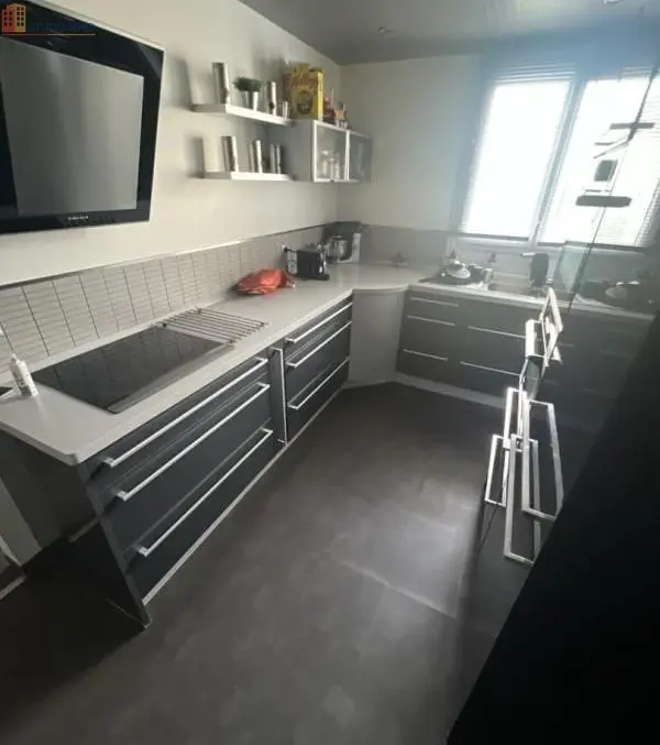 Studio meublé 12m² Orléans 45100 - Meublé, DPE B - Photo 1
