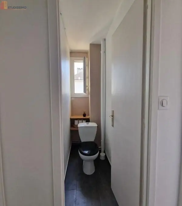 Studio meublé 9m² Rezé - Calme, petit espace - Photo 15