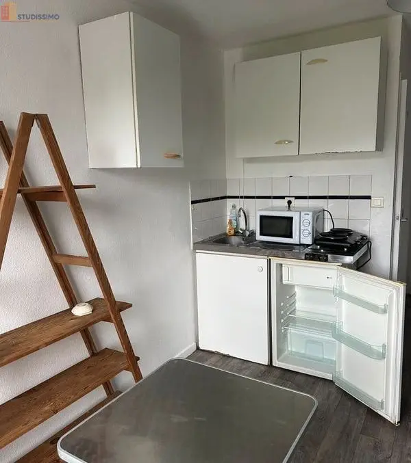 Studio meublé 16m² Nantes centre - Lumineux, étage élevé - Photo 9