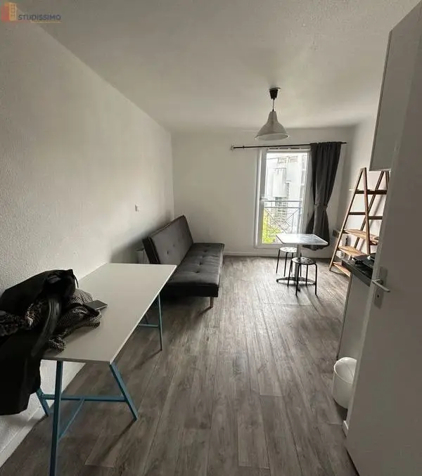 Studio meublé 16m² Nantes centre - Lumineux, étage élevé - Photo 4