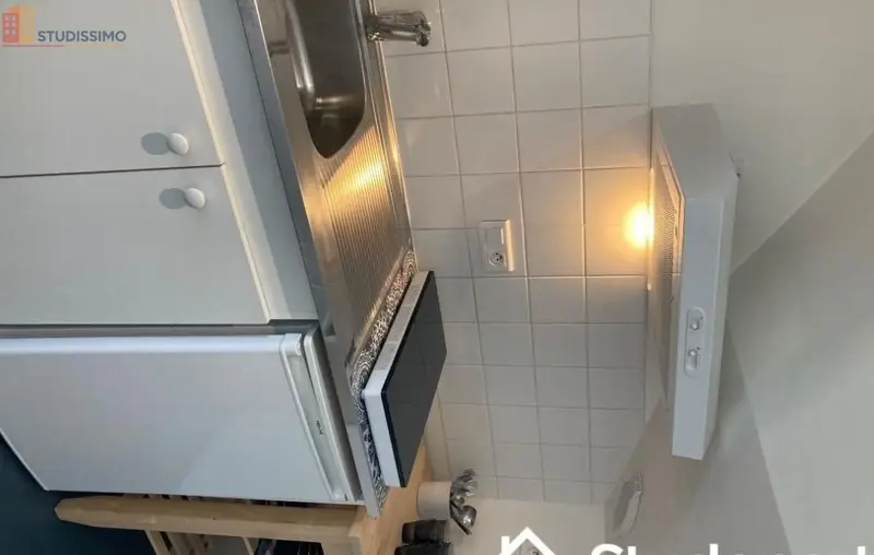 Studio meublé 20m² Nantes centre - Meublé, 2e étage - Photo 4
