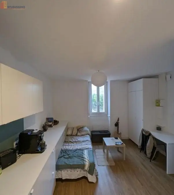 Studio meublé 18m² Nantes 44100 - Meublé, 1er étage - Photo 2