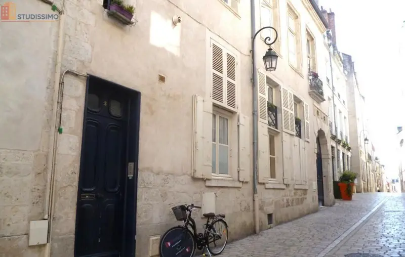 Studio 33m² Orléans - Meublé, faible performance énergétique - Photo 8