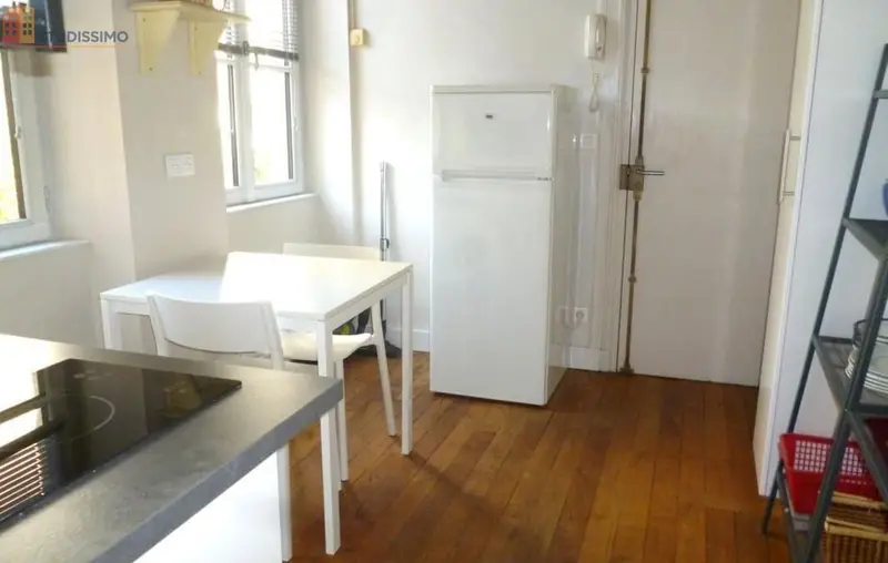 Studio 33m² Orléans - Meublé, faible performance énergétique - Photo 4