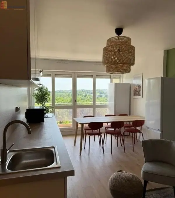 Studio meublé 12m² Saint-Herblain - Lumineux, 5e étage - Photo 12