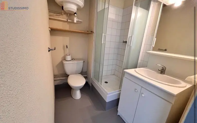 Studio meublé 16m² Saint-Nazaire - Dernier étage, lumineux - Photo 3