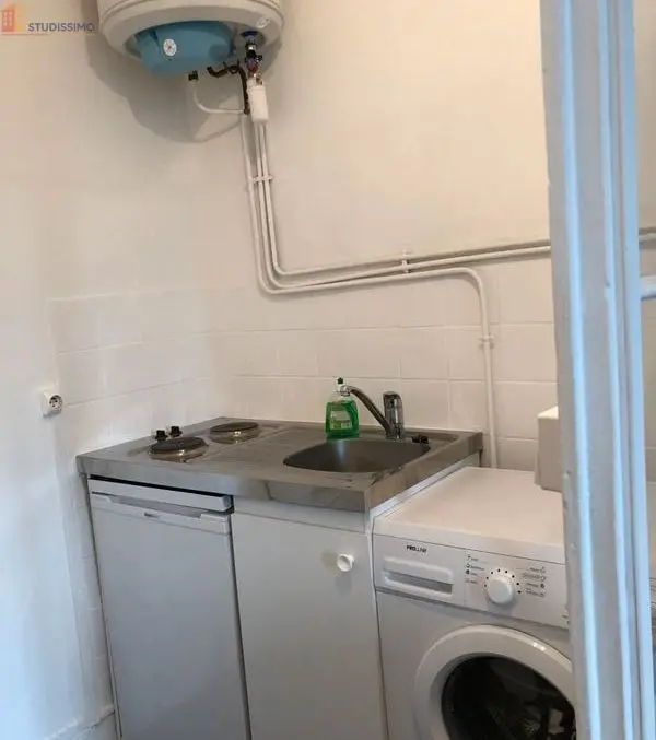 Studio meublé 21m² Nantes centre - Excellent état, dernier étage - Photo 13