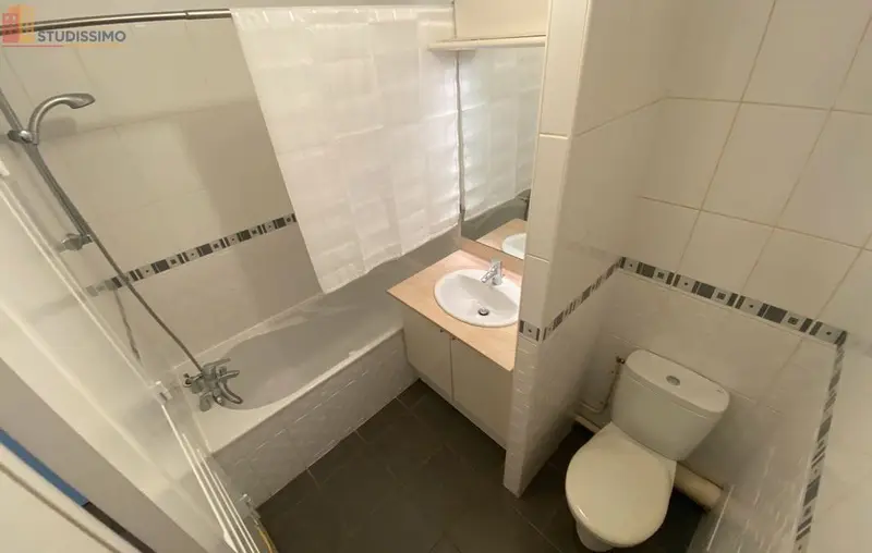 Studio 30m² Nantes 44100 - Meublé, 4e étage - Photo 6