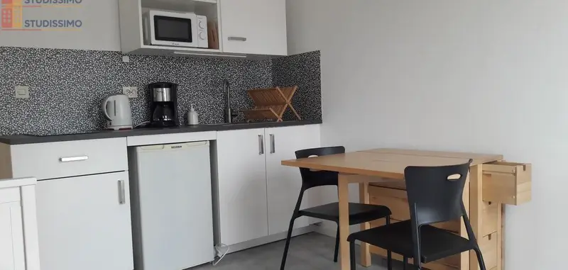 Studio meublé 18m² Nantes 44100 - Lumineux, meublé - Photo 5