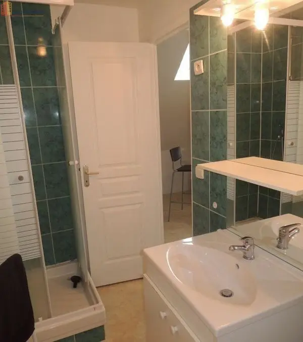 Studio meublé 20m² Orléans centre - Calme, 3e étage - Photo 2
